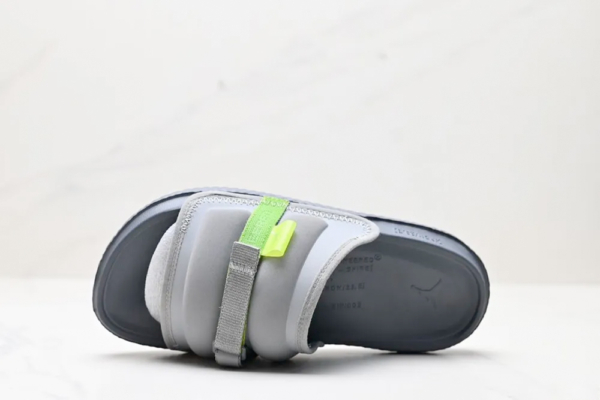 Шлепанцы Jordan купить в time2win.ru